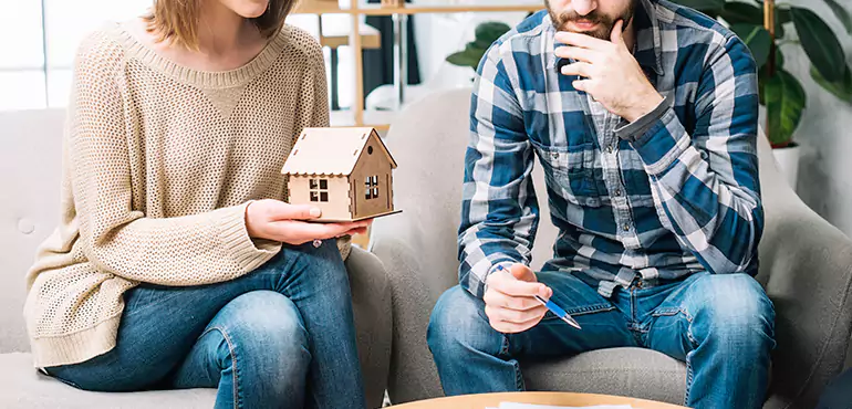 Why Sell Your House During Divorce in Golden Glades, FL?