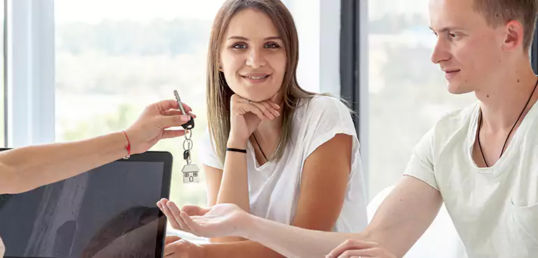 Why Choose Golden Glades Home Buyers to Sell Your House Our Investors in Golden Glades, FL?