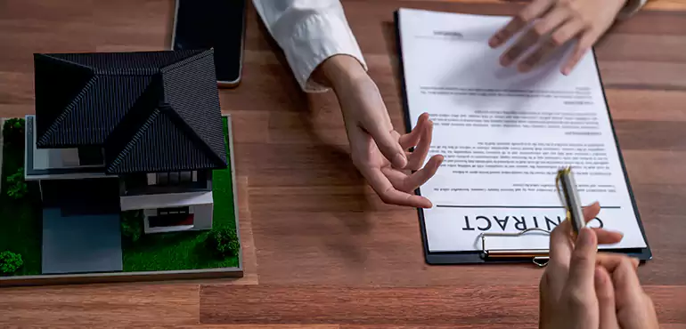 Quickly Sell your Vacant Home for a High Price in Golden Glades, FL